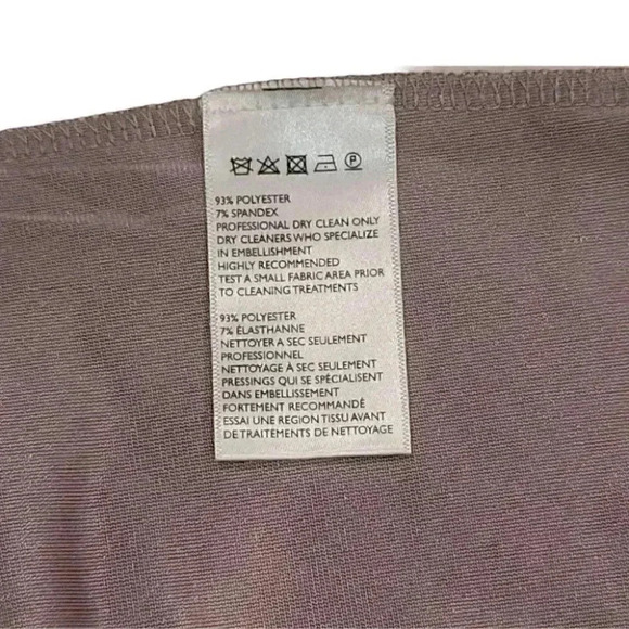 Urban Outfitters Sexy Women Crushed Velvet Flowy Pink Ruffle Romper Size Medium - Picture 8 of 12